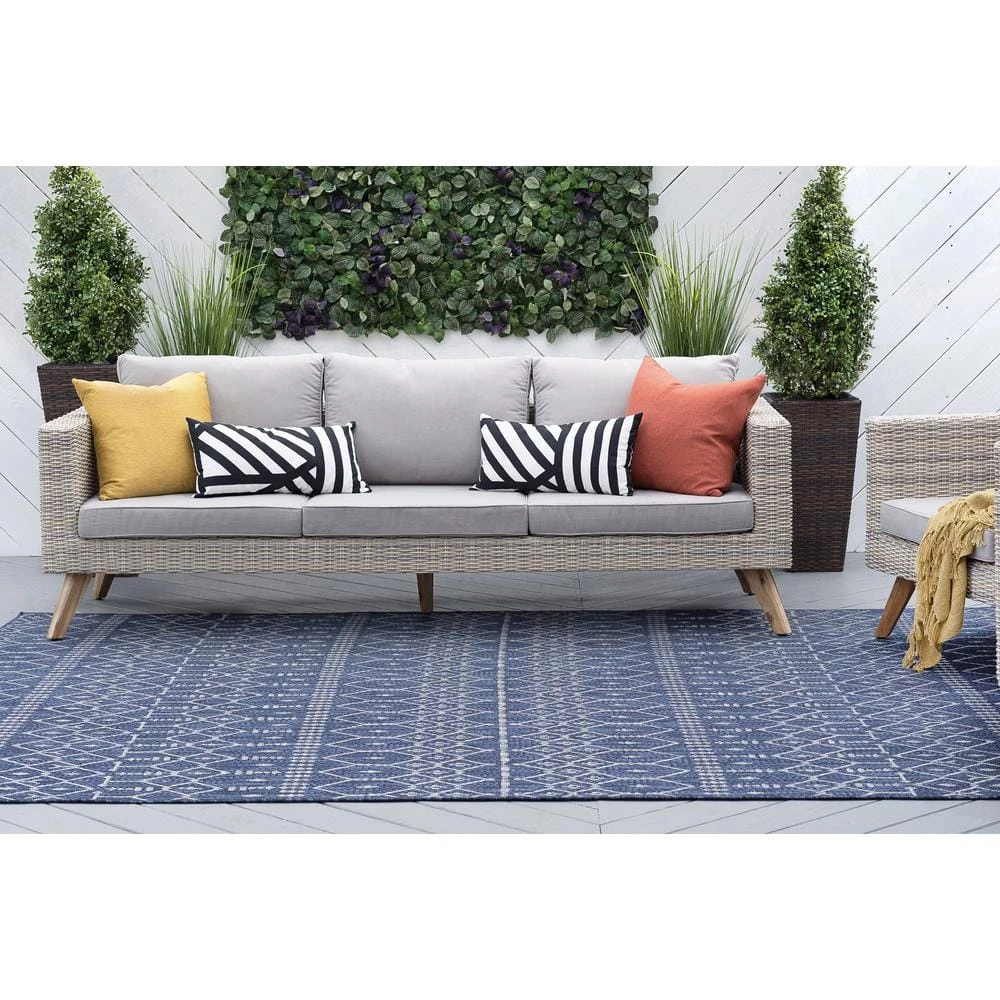 Veranda Geometric Navy 5 ft. x 8 ft. Indoor/Outdoor Area Rug by Tayse Rugs 8 Veranda Geometric Navy 5 ft. x 8 ft. Indoor/Outdoor Area Rug by Tayse Rugs - Image 6