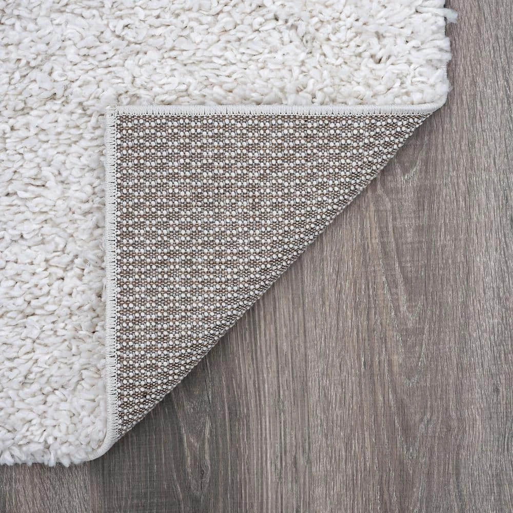 Soho Shag Solid Color White 5 ft. x 7 ft. Indoor Area Rug by Tayse Rugs 6 Soho Shag Solid Color White 5 ft. x 7 ft. Indoor Area Rug by Tayse Rugs - Image 4